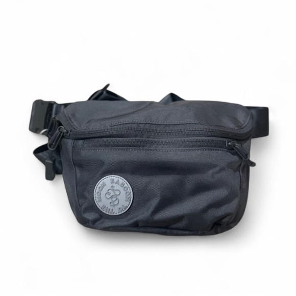 Baboon To The Moon Other - NWT Unisex Grey Water Resistant Nylon Fannypack/Belt Bag